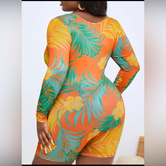 Taste of the Tropics Romper (NEW) - Picture 3 of 5